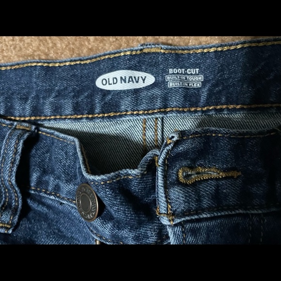 Old Navy Boot Cut Jeans - Picture 3 of 3